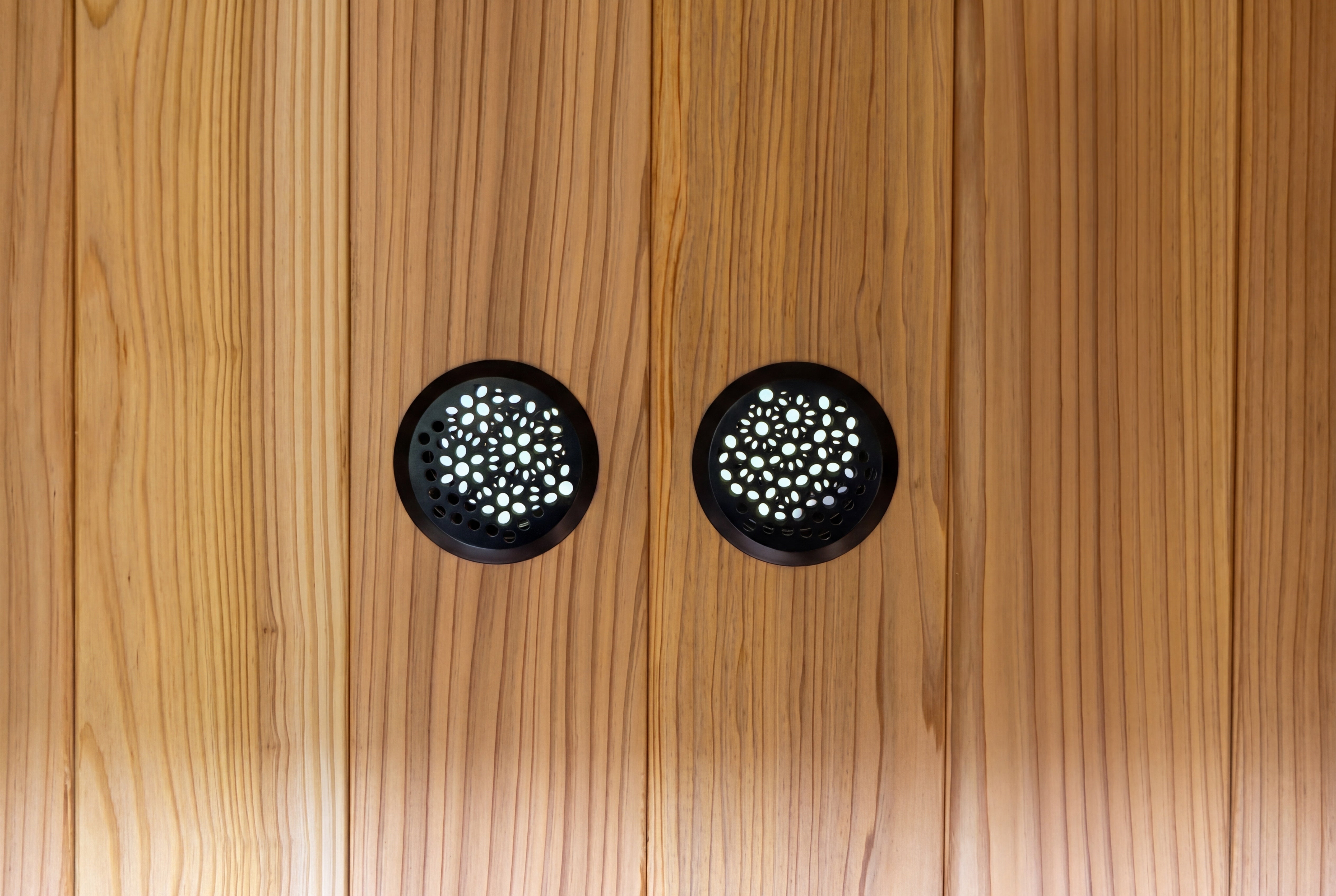 Cedar Cube 2 outdoor sauna wall ventilation detail inside compact cedar sauna