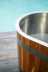 SWELL ARCTIC U – HOT & COLD PLUNGE TUB WITH CHILLER – PREMIUM CEDAR ICE BATH FOR ONE